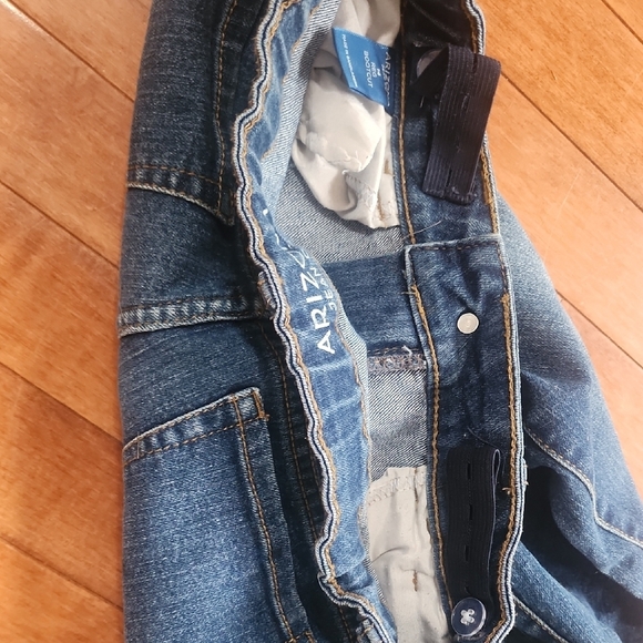 Arizona Jean Company Blue Boot-Cut Jeans - Picture 4 of 5